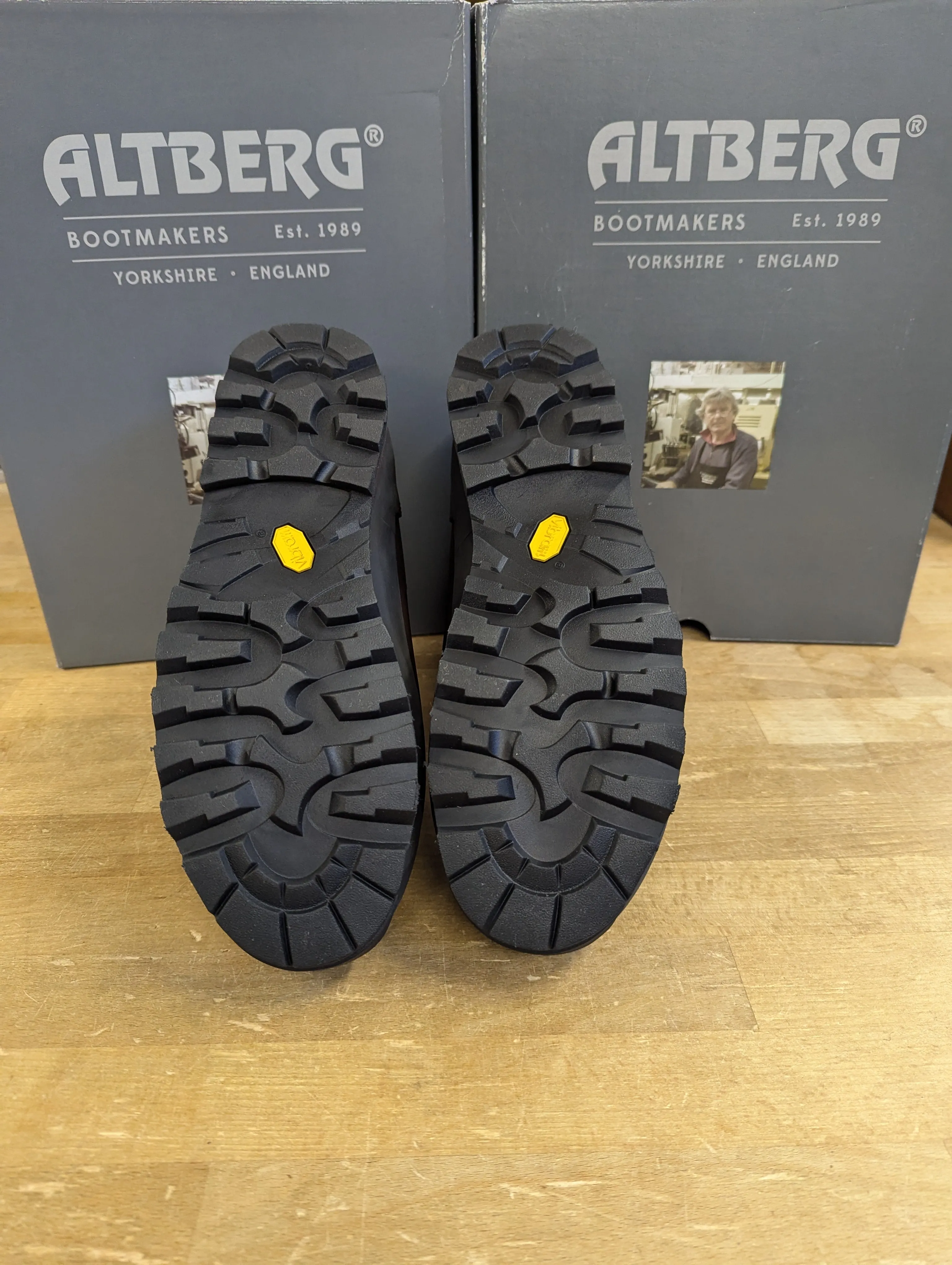 Altberg Tethera Women's Hiking Boot